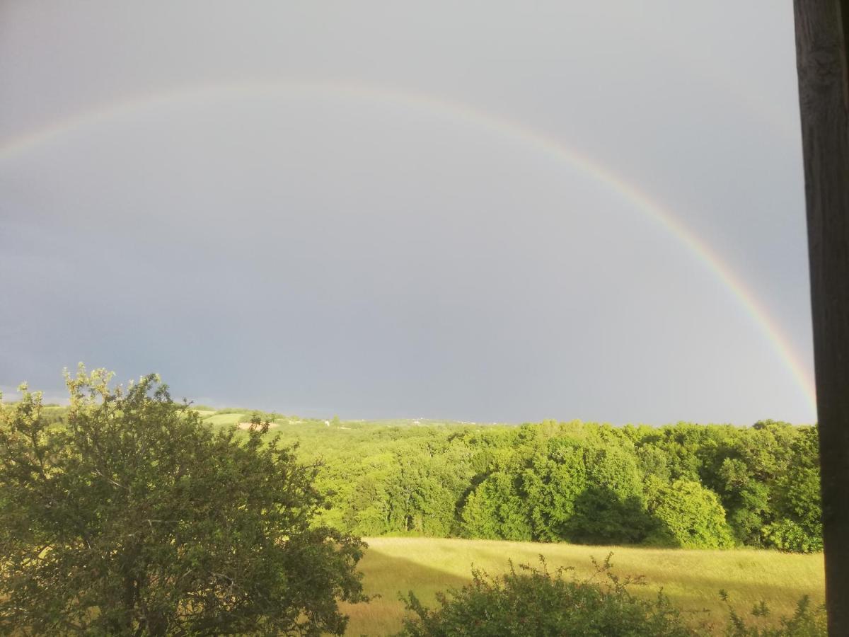 Au Petit Bois Magique Daire Payrac Dış mekan fotoğraf